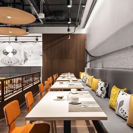 Ikonik Hotel
