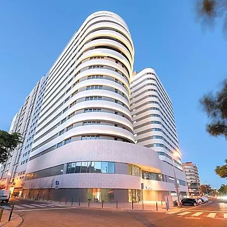 Ikonik Hotel 3*