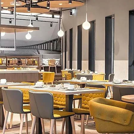 Hotel Ikonik 3*